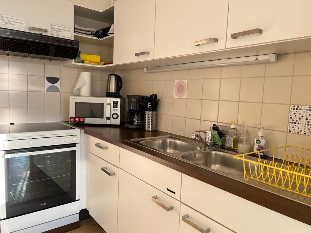 Appartement Residentie Astrid Met Private Parking Bredene Exterior photo